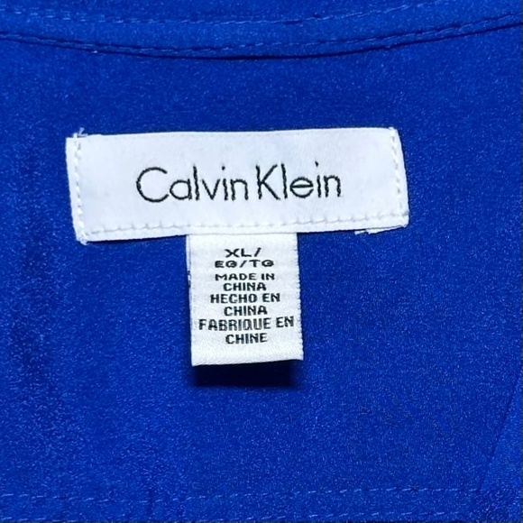 Calvin Klein Rolled Short Sleeve V-Neck Blouse - Picture 4 of 8